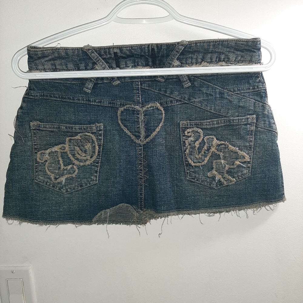 Skirts - Picture 2 of 2